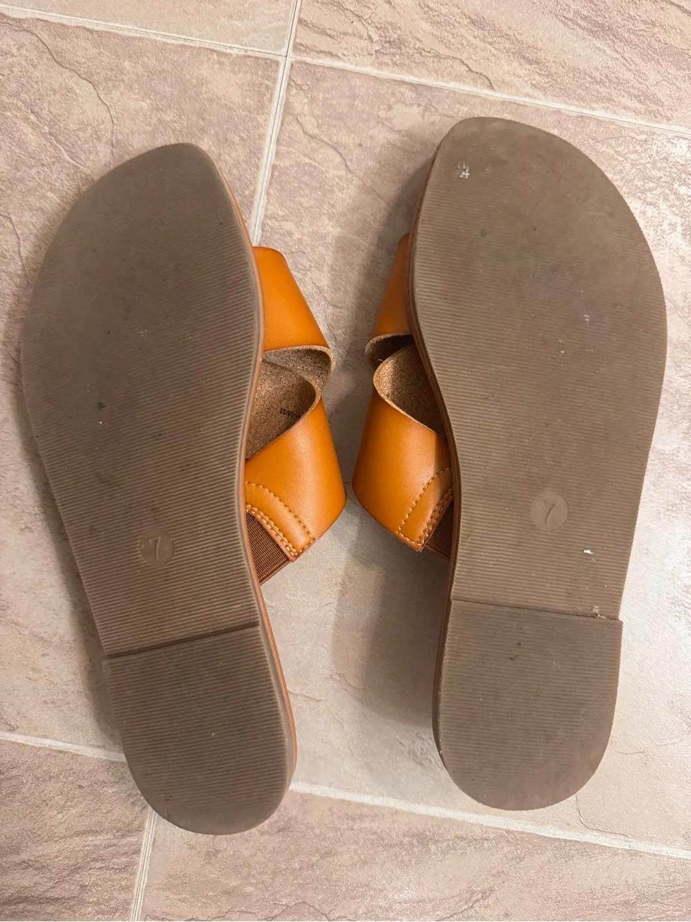 Universal Thread Tan Leather Crisscross Slide Sandals